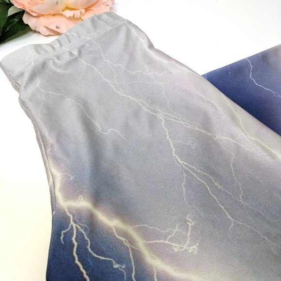 Blackmilk Lightning Leggings - S - Picture 3 of 6